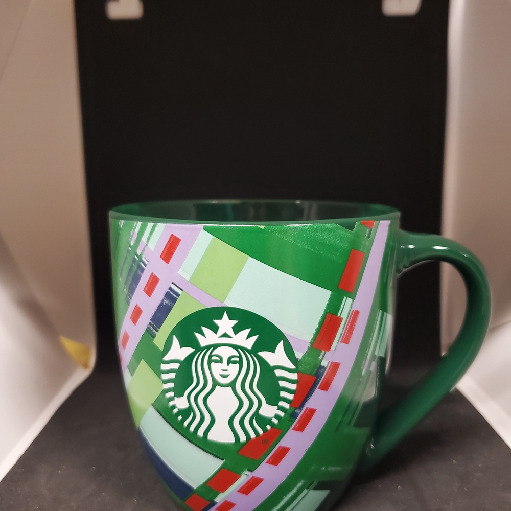 Starbucks Green and Red Geometric Mug